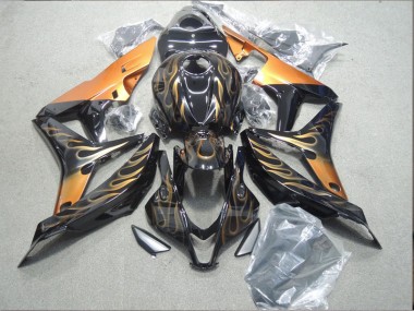 Negro Oro Llama Carenado CBR 1000 RR 04-05