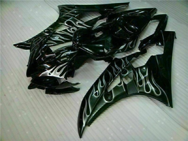 Plata Llama Negro Carenado R6 06-07